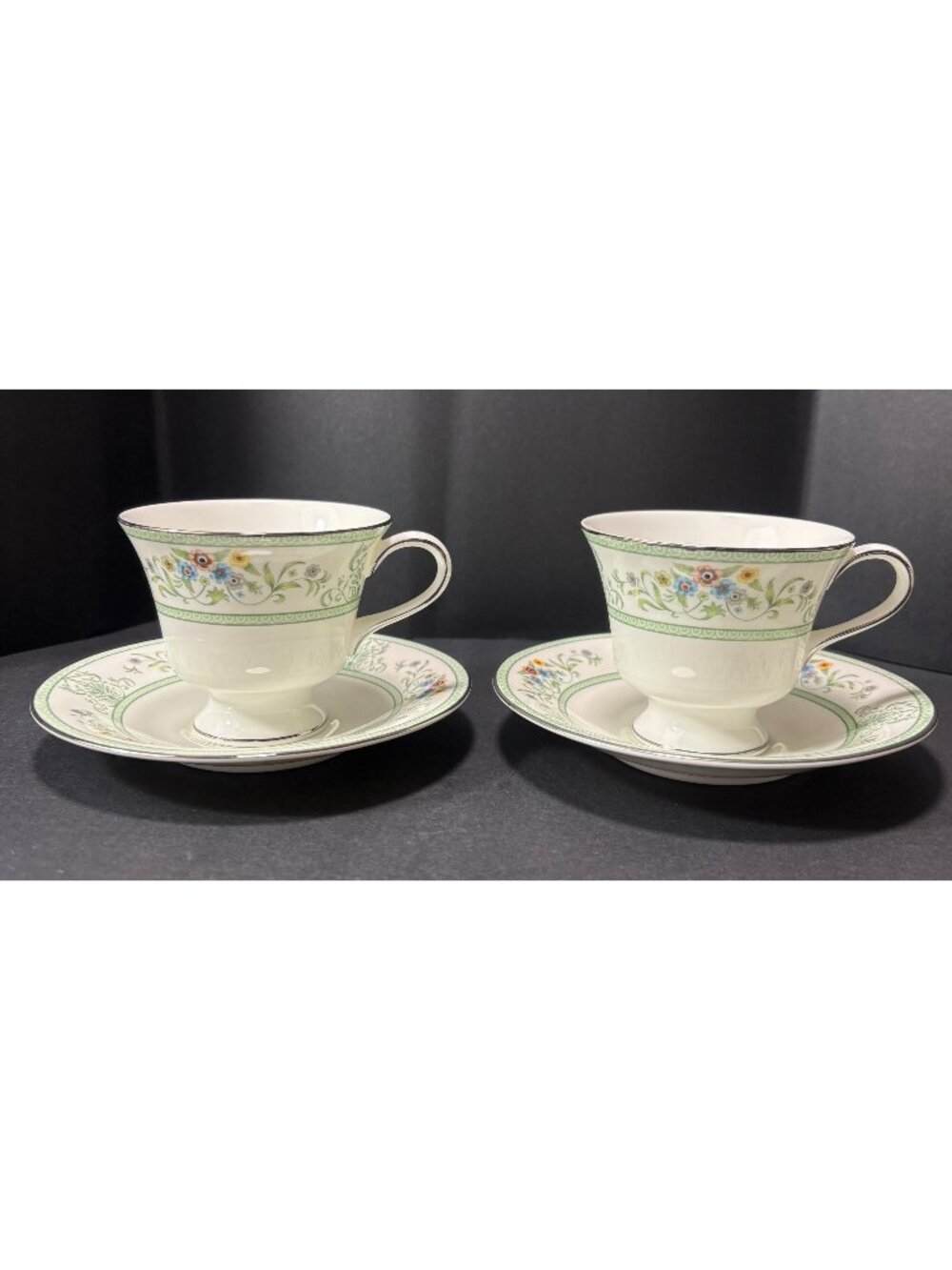Wedgwood Agincourt Bone China Cups & Saucers Set Of 2 Made In England VTG 1970s